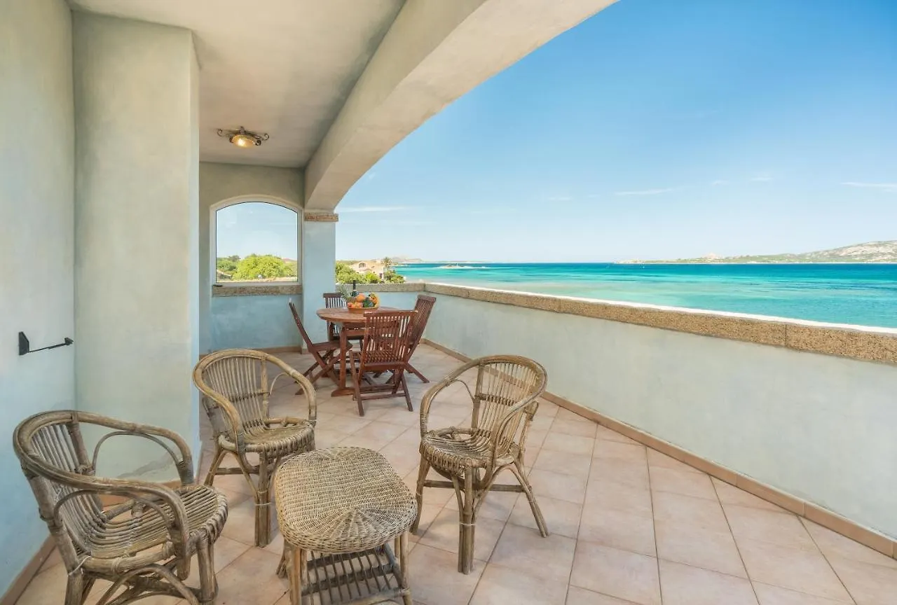 Sardinia Family Villas - Seaside Villa Leonora Pedestrian Area Cannigione 0*,